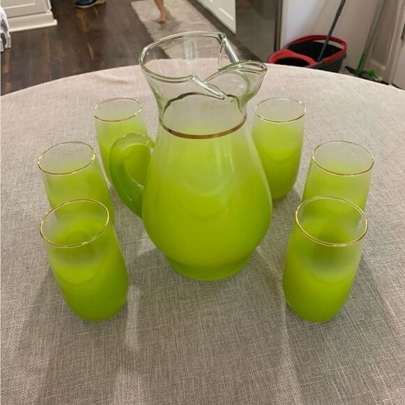 Vintage MCM Kitchen Blendo Lime Green Pitcher 6 Glass Set - Picture 2 of 10